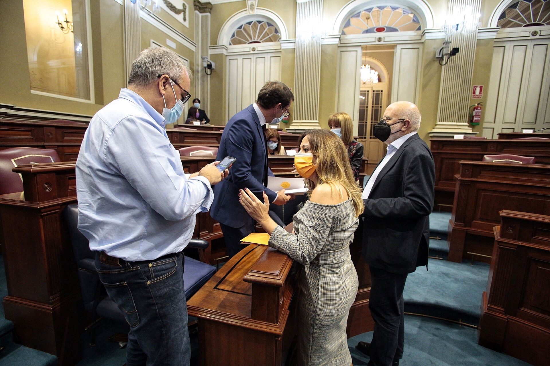 Pleno del Parlamento de Canarias