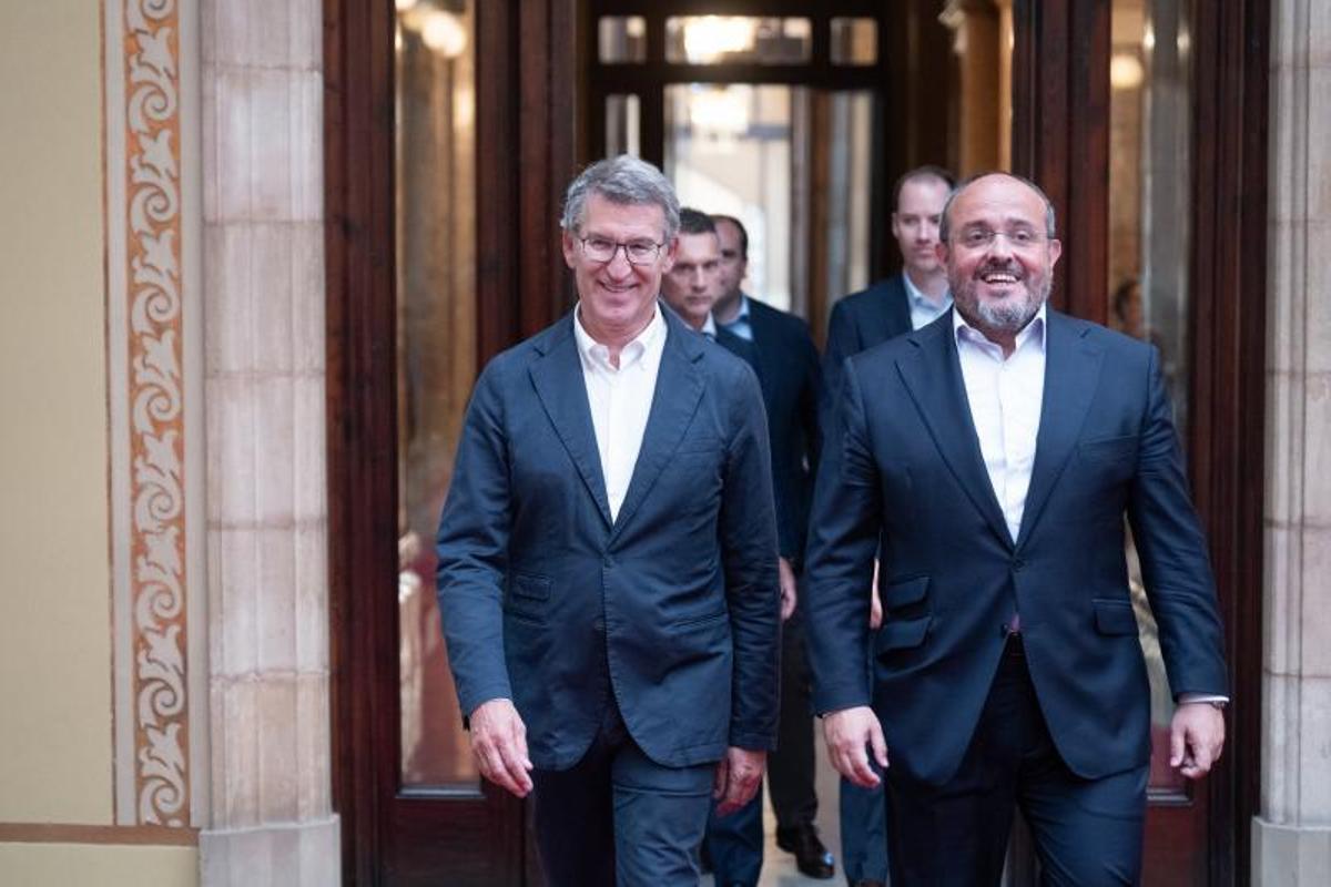Alberto Núñez Feijóo y el presidente del PP en Catalunya, Alejandro Fernández.