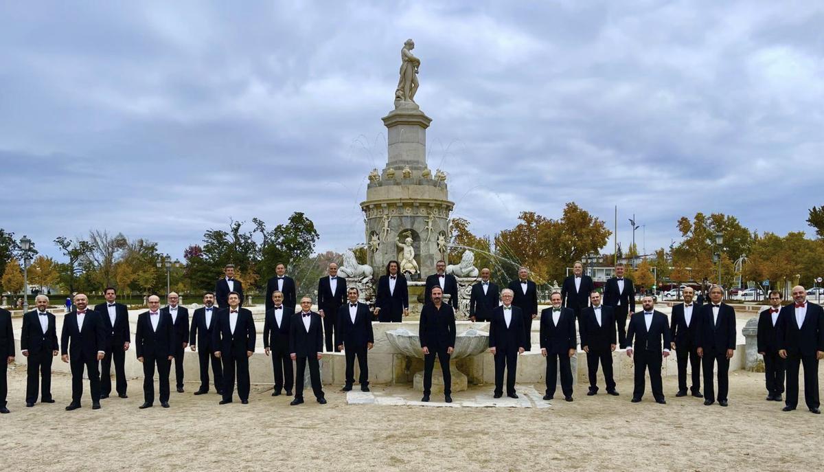 El Coro de Voces Graves de Madrid que cantará en Martes Santo en Viriato.