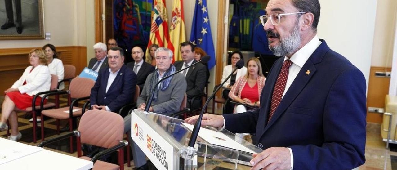 El presidente de Aragón, Javier Lambán, acusa al PP de hacer &quot;populismo fiscal&quot;.