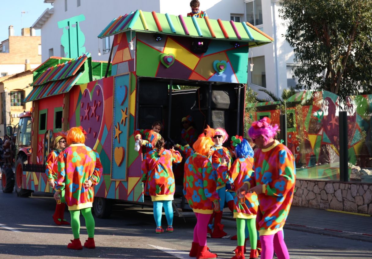 El primer cap de setmana de Carnaval es viu amb alegria a l'Alt Empordà