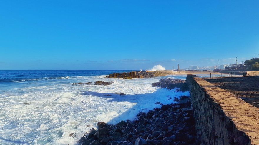 Summer temperatures on Christmas Eve in the Canary Islands while the rains arrive