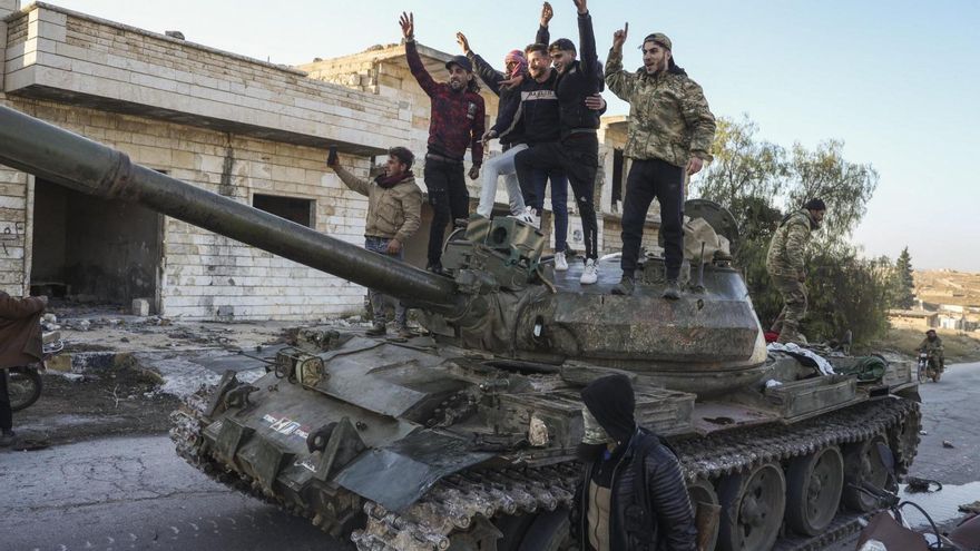 Las fuerzas de Asad establecen una línea defensiva en el norte de Hama ante la ofensiva rebelde