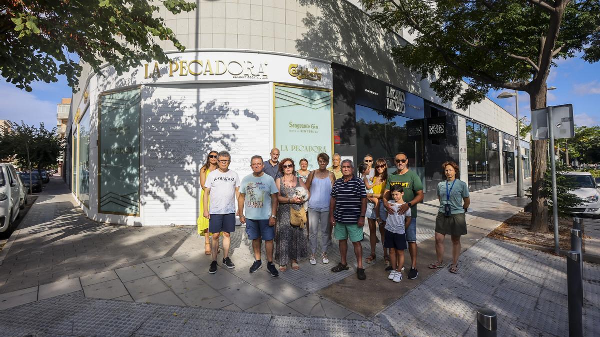 Vecinos de Vicente Savall claman contra los ruidos y los botellones.