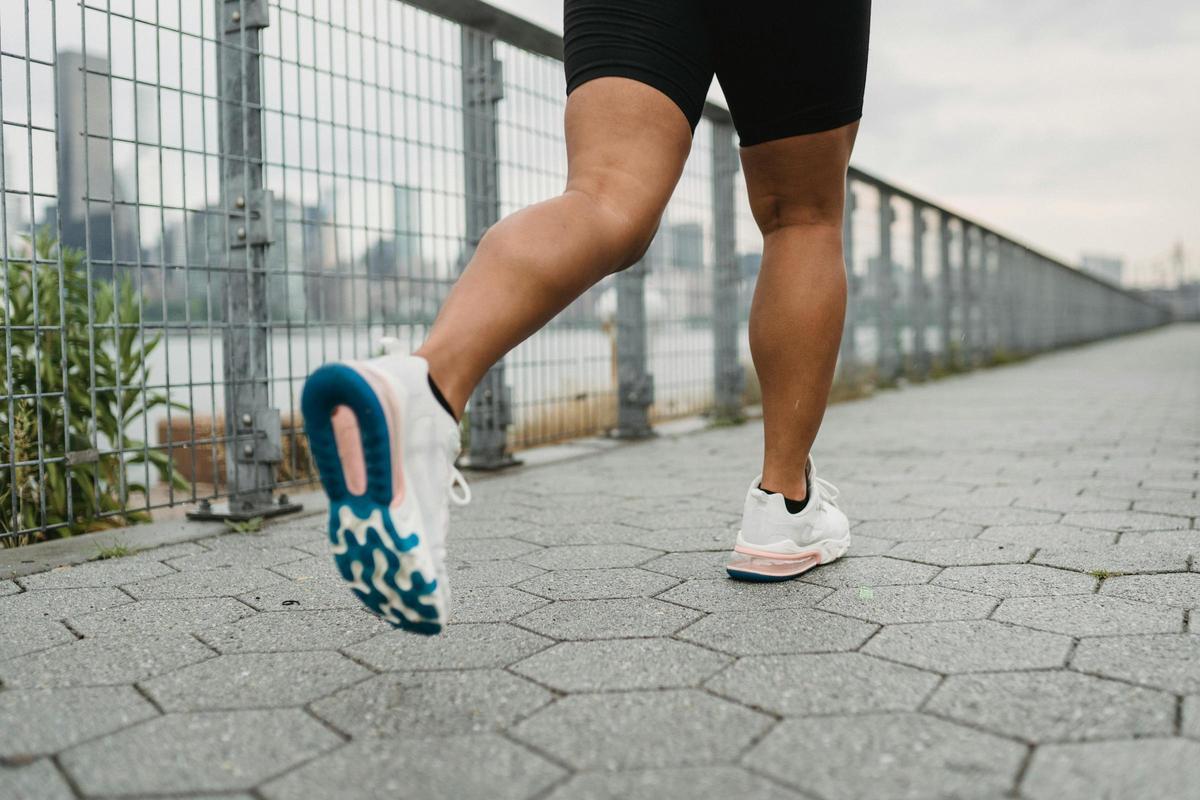 Skechers Max Cushioning Endeavor: las zapatillas que sirven tanto para correr como para entrenar