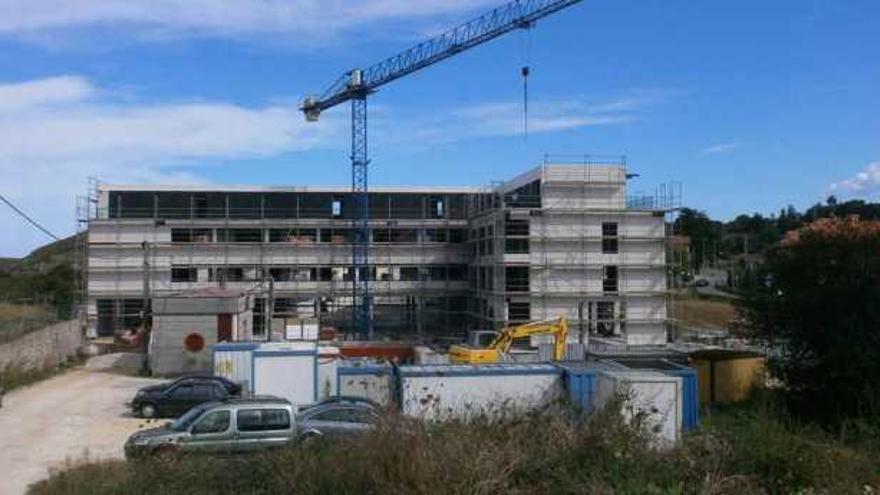 La obra del hotel Kaype, días antes de que el juez ordenara su paralización cautelar.