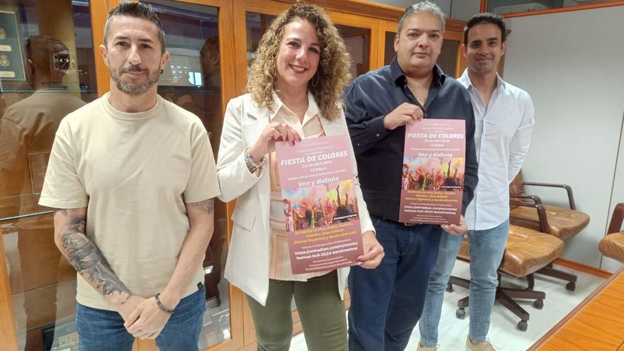 Presentación de la Fiesta de los Colores, que se celebra este domingo, 28 de abril, en la avenida de Gandhi de Arroyo de la Miel.