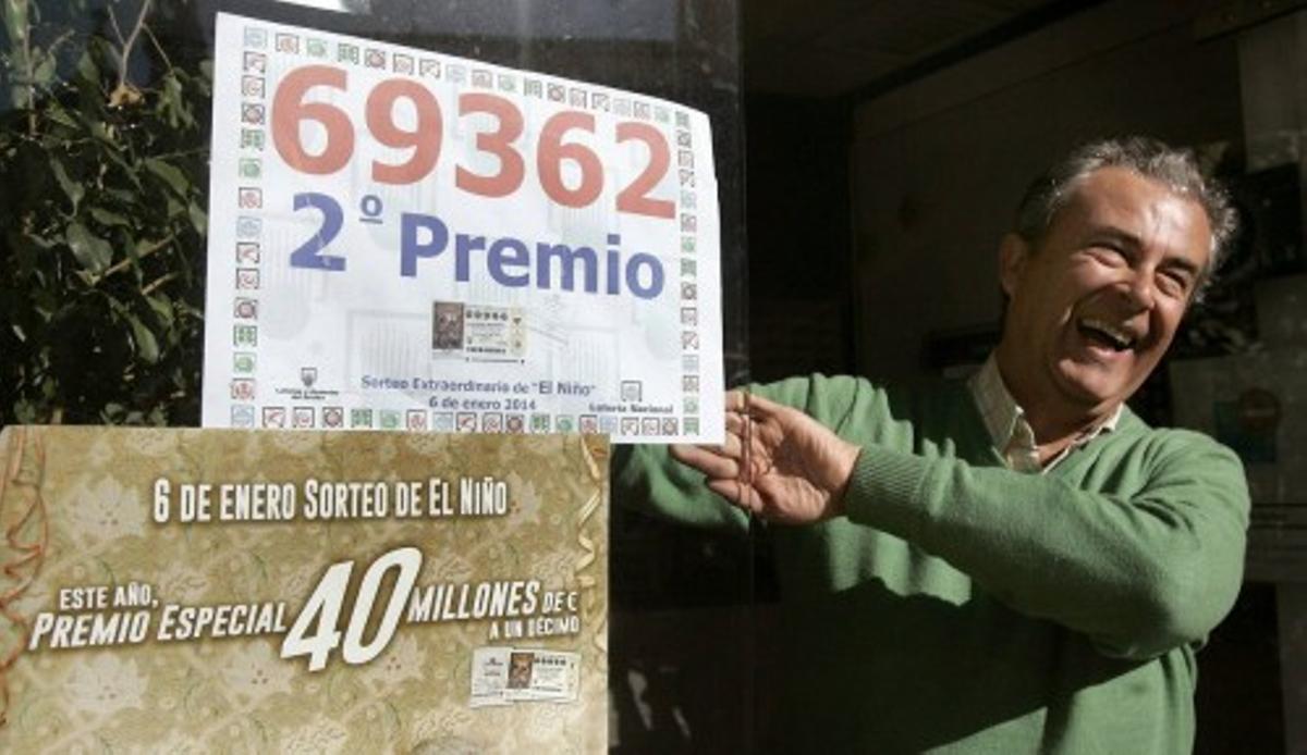 EL SEGUNDO PREMIO DEL SORTEO DE EL NI?O, VENDIDO EN LA ADMINISTRACI?N DE LA PLAZA DE LA COMPA??A