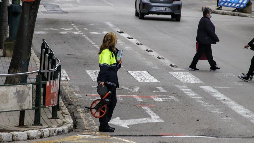 Herida grave una joven de 20 años tras ser atropellada por un autobús en Alcoy