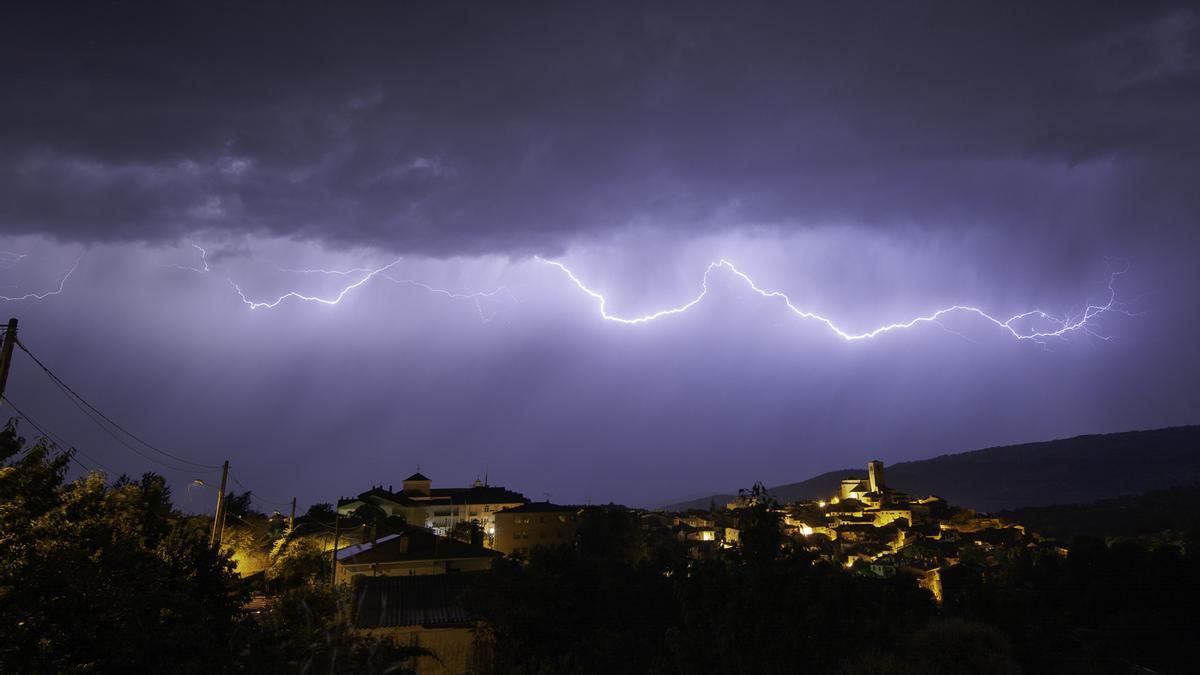 Fotogalería | Tormentas y rayos en Hervás este pasado domingo