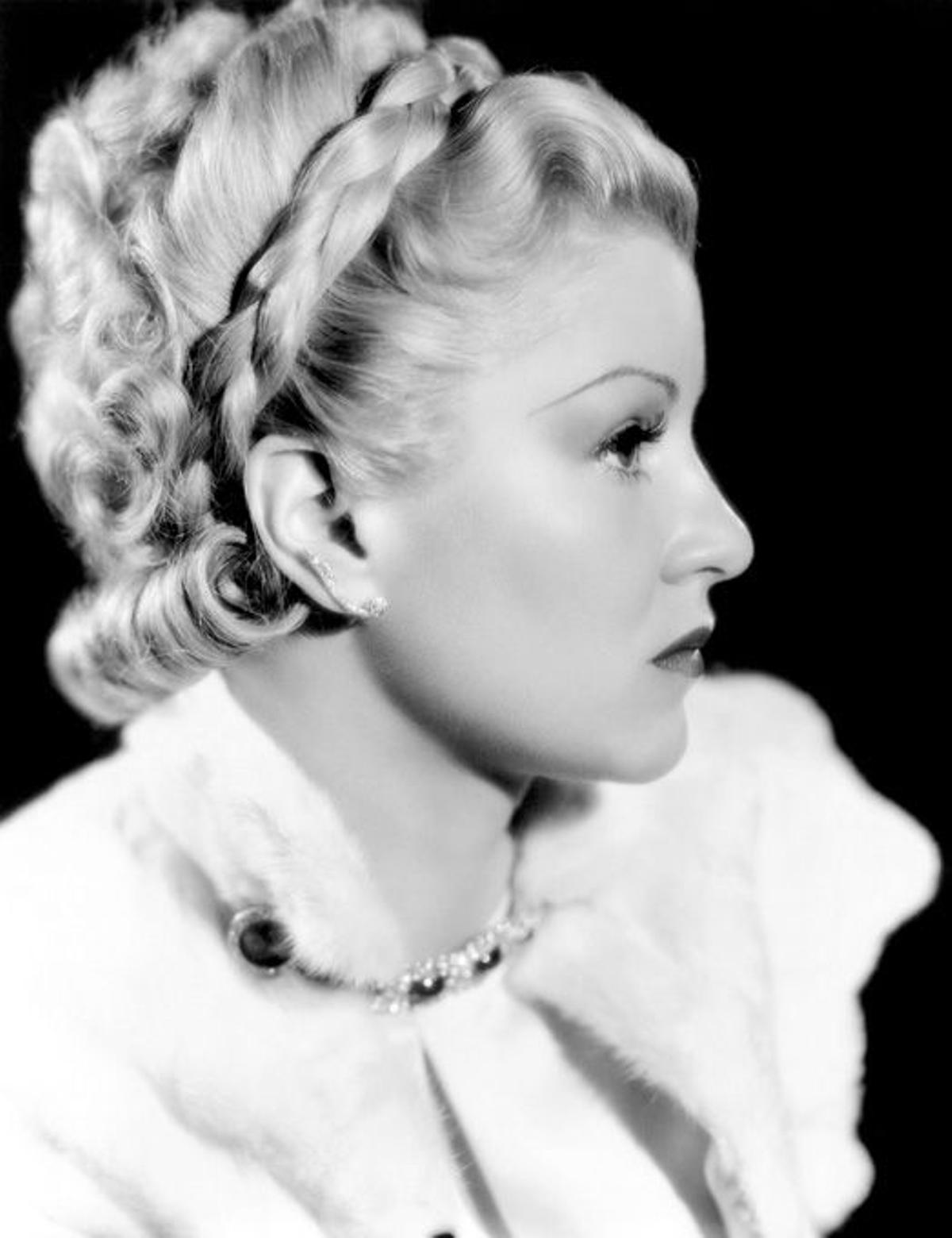 Claire Trevor (1935)