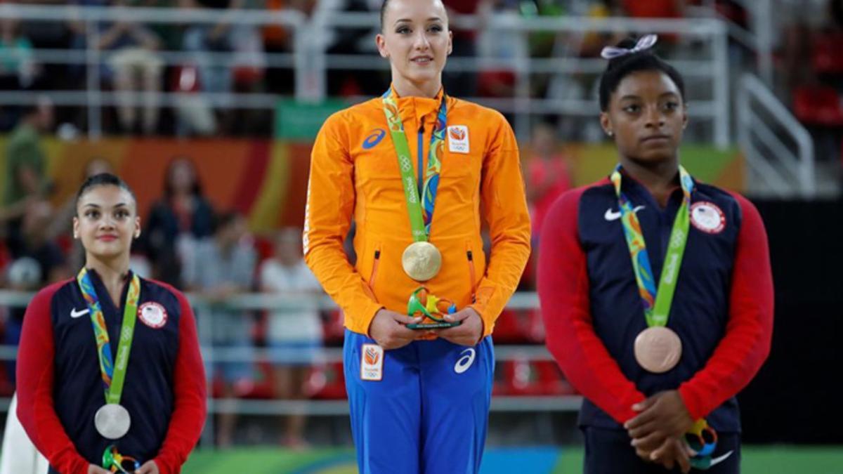 Wevers, campeona olímpica por delante de Biles