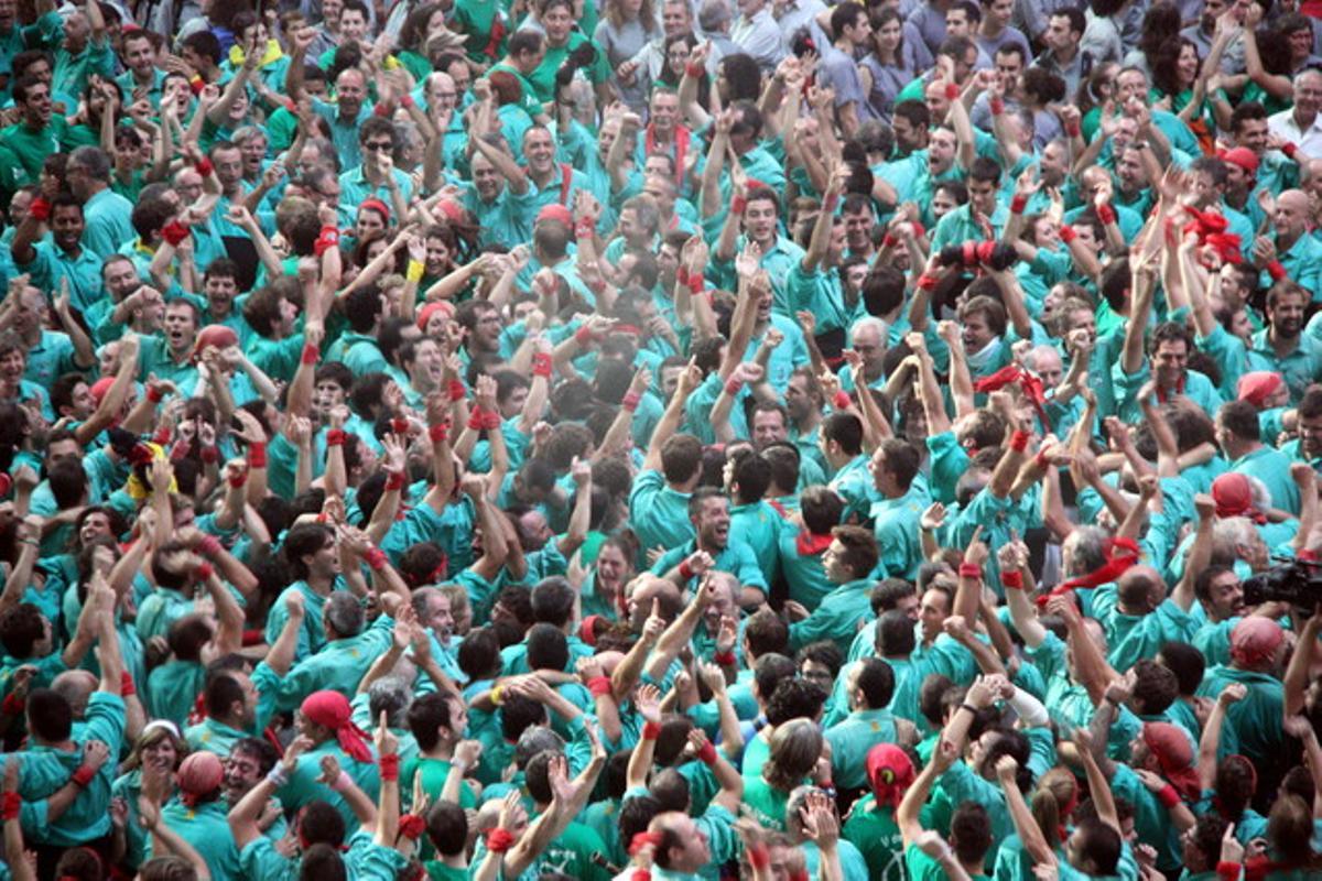 Els Castellers de Vilafranca celebren la seva victòria.