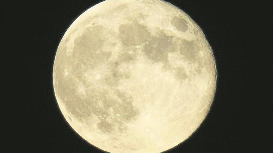 Los incansables paseos por el paisaje de la Luna