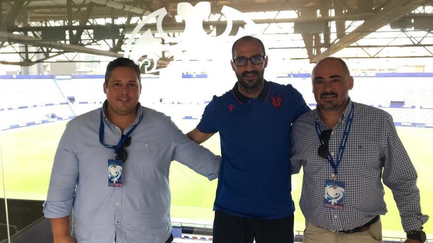 San Vicente y Valencia firman un acuerdo para potenciar el fútbol formativo