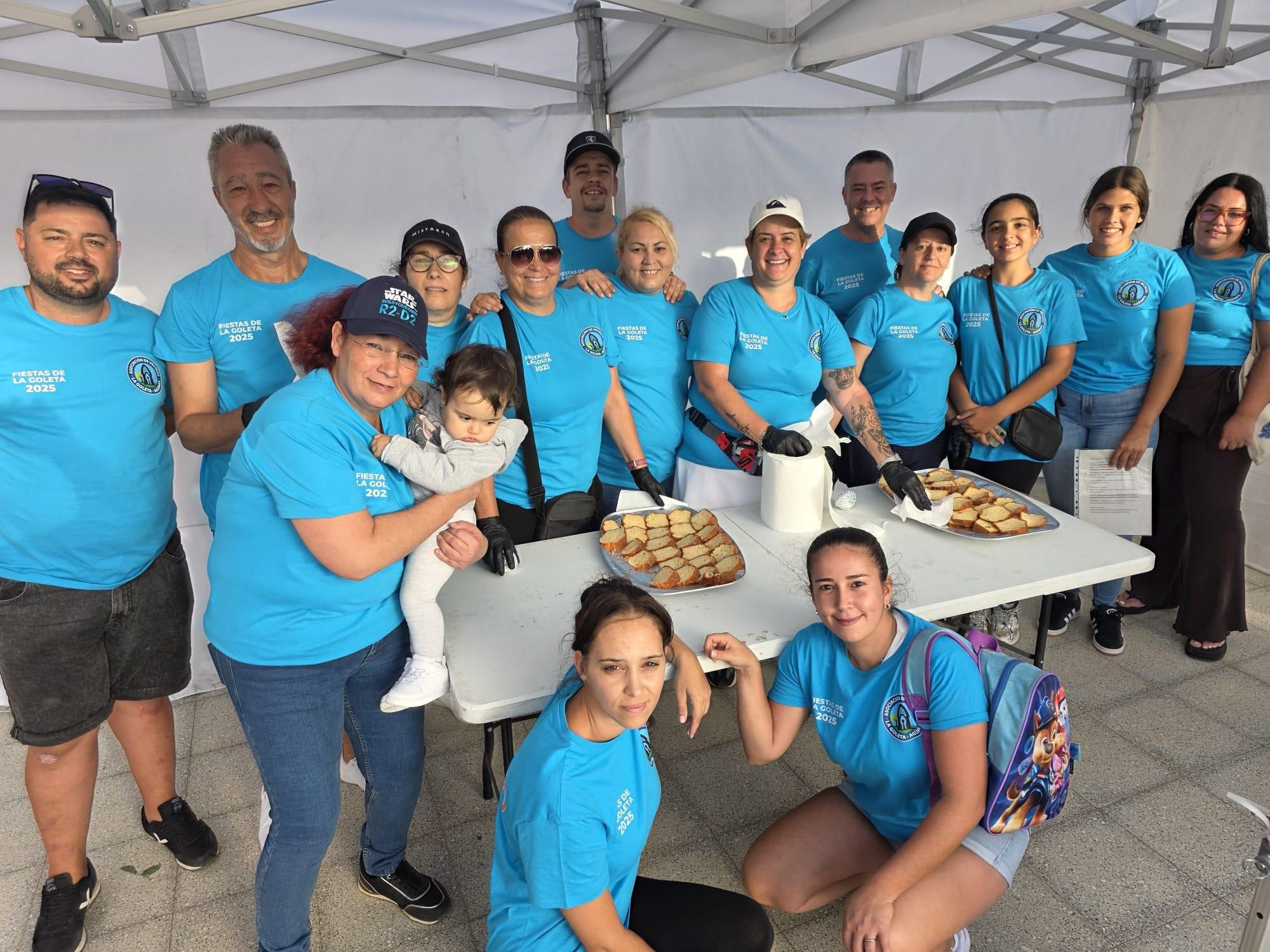 El carnicero más solidario  lleva alegría a mayores y enfermos