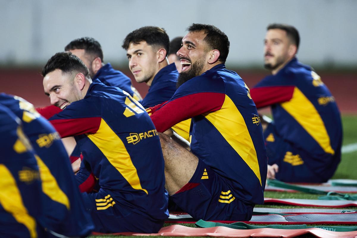 Borja Iglesias, durante un entrenamiento de la Selección Española. 