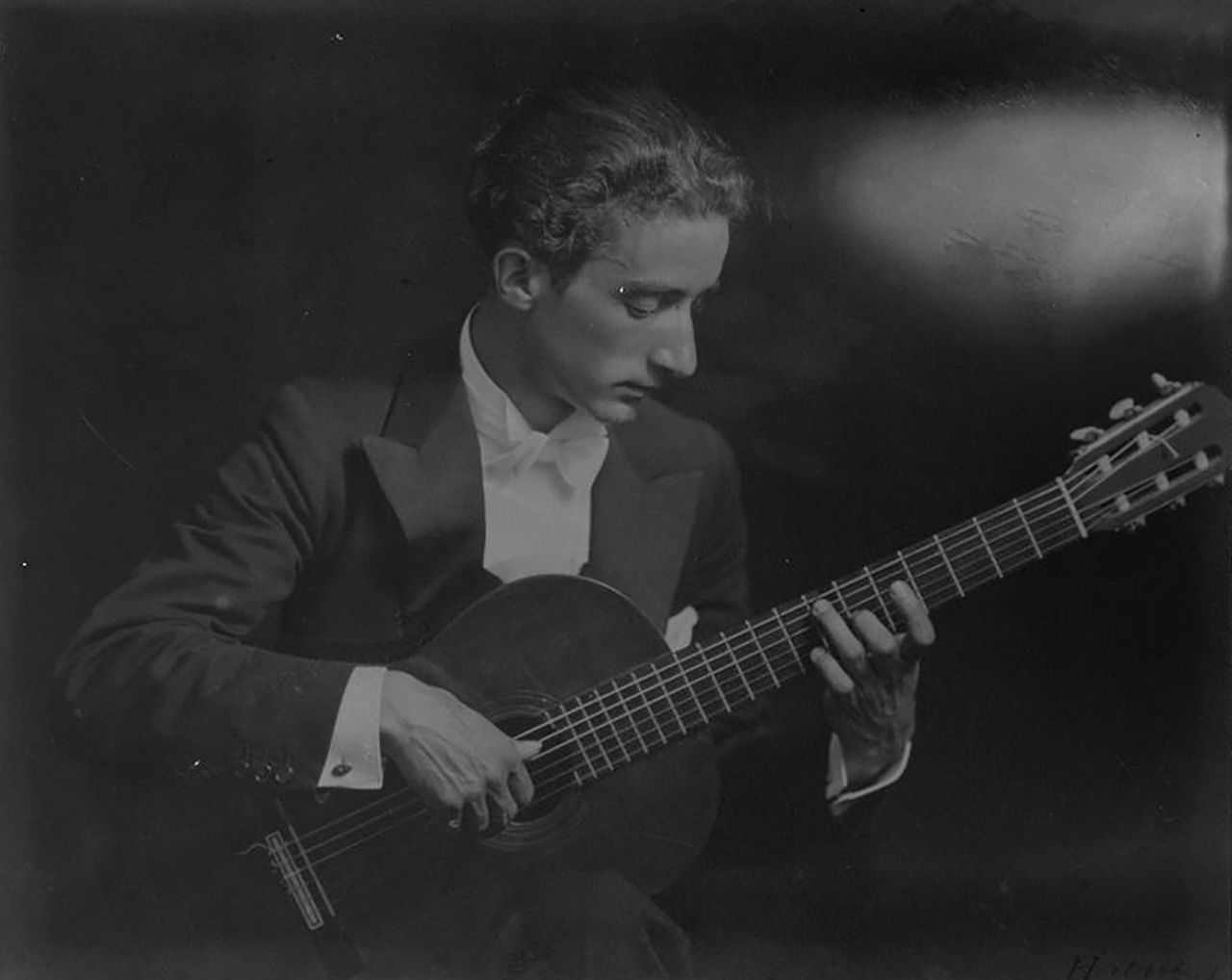 Regino Sainz de la Maza - Guitarrista (1932)