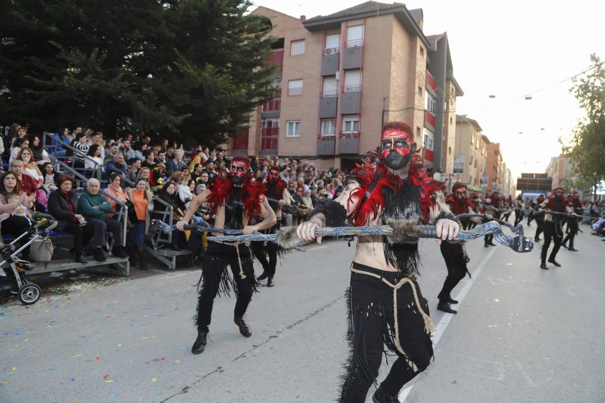 Gradas abarrotadas para contemplar una de las coreografías, de guerreros llegados de otra época, este martes en Cabezo.