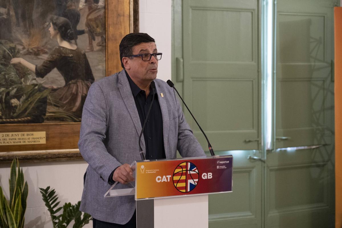 Totes les fotos de la pesentació del Catalunya-Gran Bretanya a l'Ajuntament de Manresa