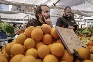 Los últimos payeses en los mercados municipales de Palma: «Es muy esclavo y no tenemos relevo»