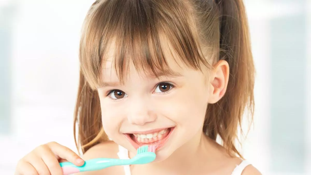 ¿Hay que tratar las caries en los dientes de leche?