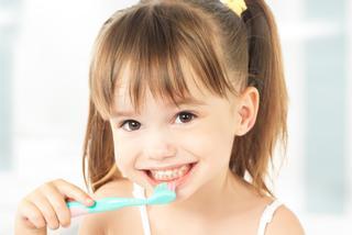 ¿Hay que tratar las caries en los dientes de leche?