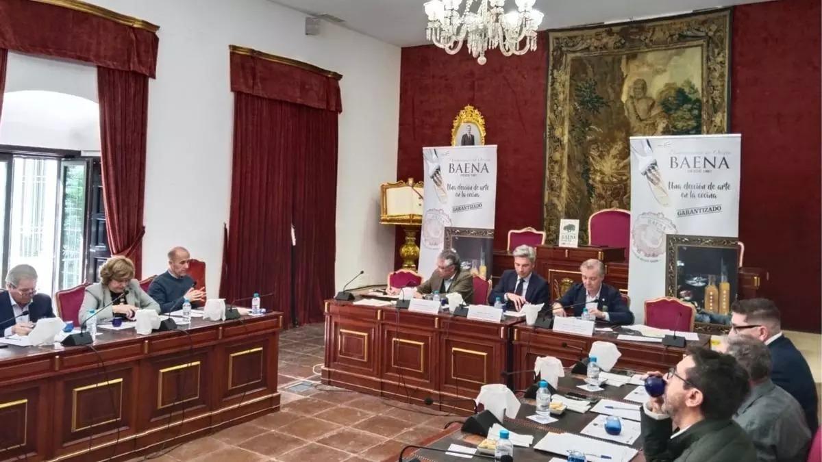 Reunión del jurado de los premios de la DO Baena en la Diputación de Córdoba.