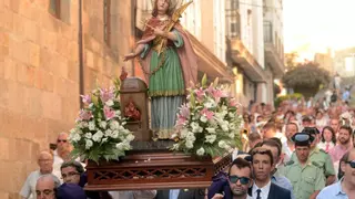 La verbena de las patronales de Cambados crece
