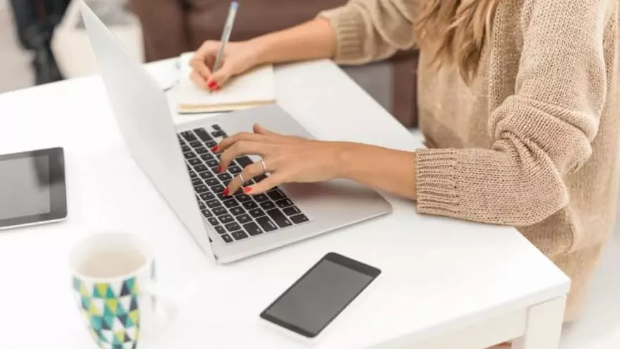 Javier Peinado, secretario general de Creex: "El empresariado, colectivo que suscita mayor confianza entre los extremeños"