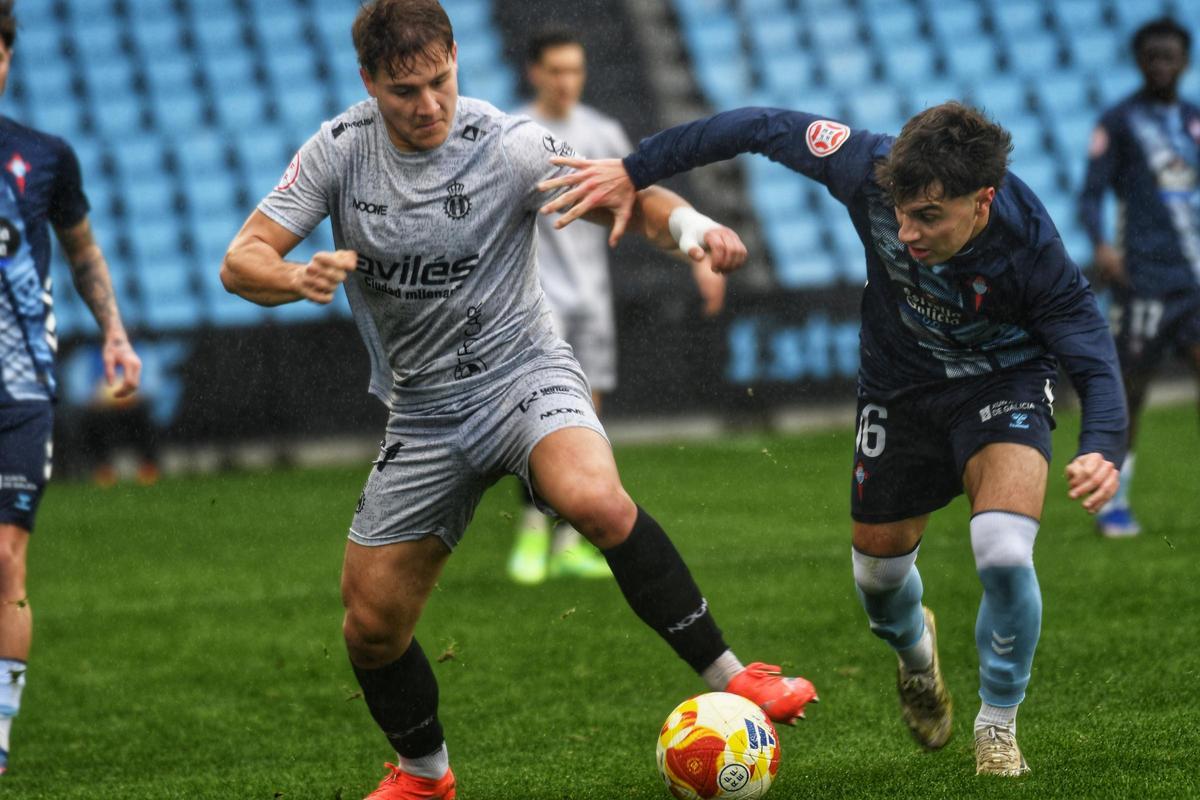 EN IMÁGENES: Así ha sido el partido entre el Avilés y el Celta Fortuna