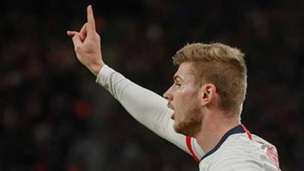 Timo Werner, del Leipzig, persigue a Robert Lewandowski para ser el máximo artillero de la temporada germánica