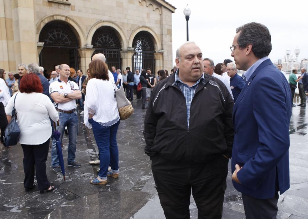 Funeral por el hostelero gijonés José Fernando González Espina