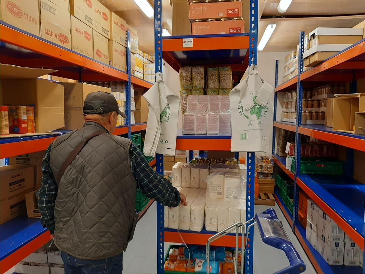 El almacén de Cáritas en Pola de Siero