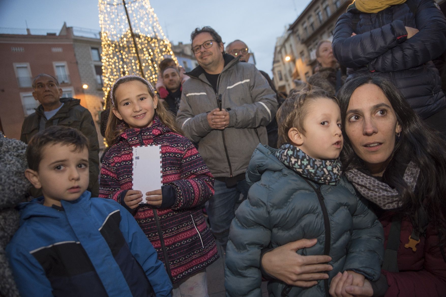 El príncep Assuan recull les cartes als Reis