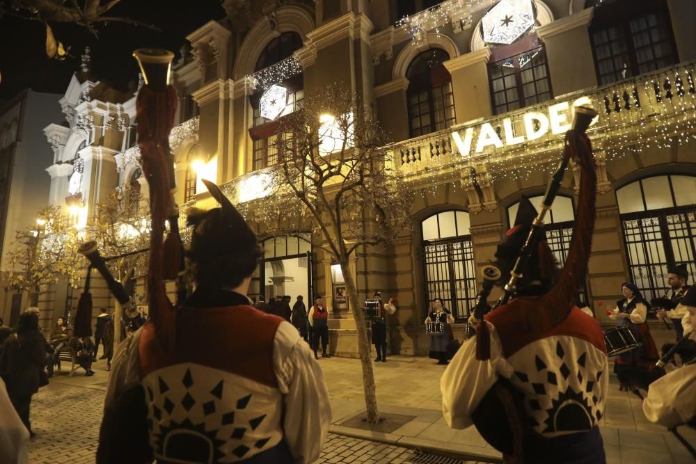 Conciertu pola oficialidá nel teatru Palacio Valdés