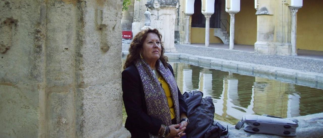 La arabista Manuela Cortés desvela nuevos rasgos de los grandes poetas