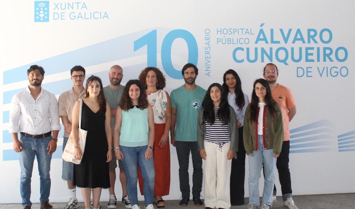 El equipo. Desde la izq.: Samad Ullah, Nicolás Sobral, Cristina Amosa, Daniel Costas, Sheila Parga, Sonia Pérez, Jorge Julio Cabrera, Ana Otero, Maryam Nadhim, Lorena G. Calvo y Julian.