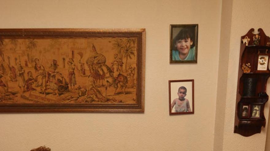 La familia España Badía, en su casa. arciniega
