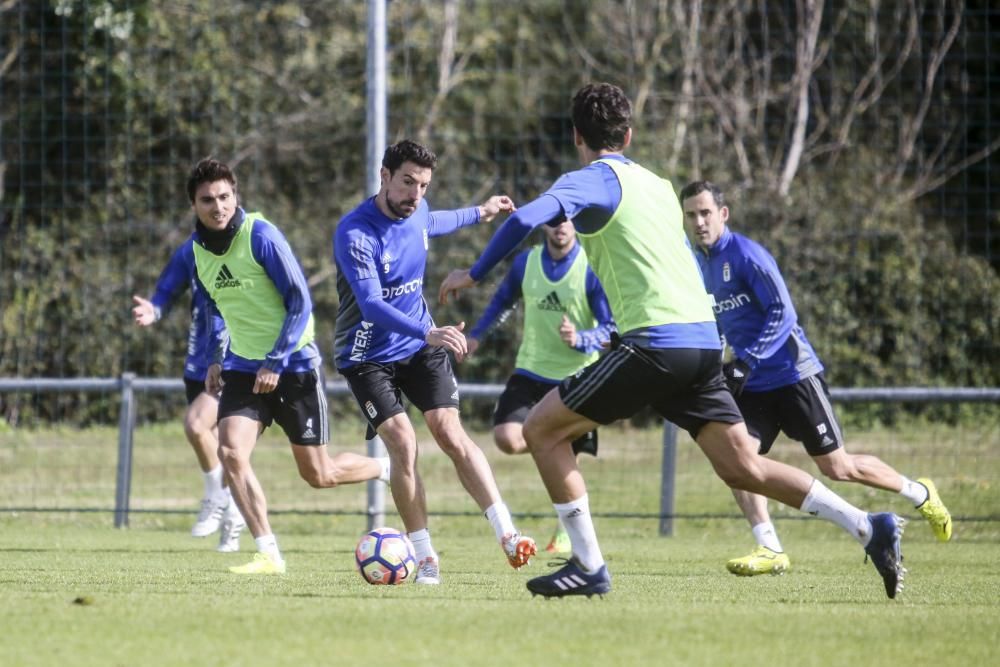 Entrenamiento del Real Oviedo en El Requexón