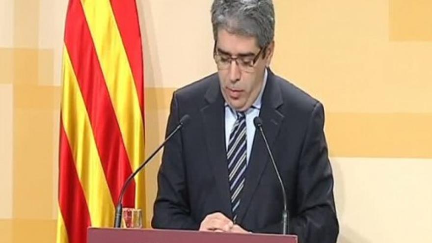 Cataluña prevé sanciones por fuga de depósitos y deducciones por arraigo