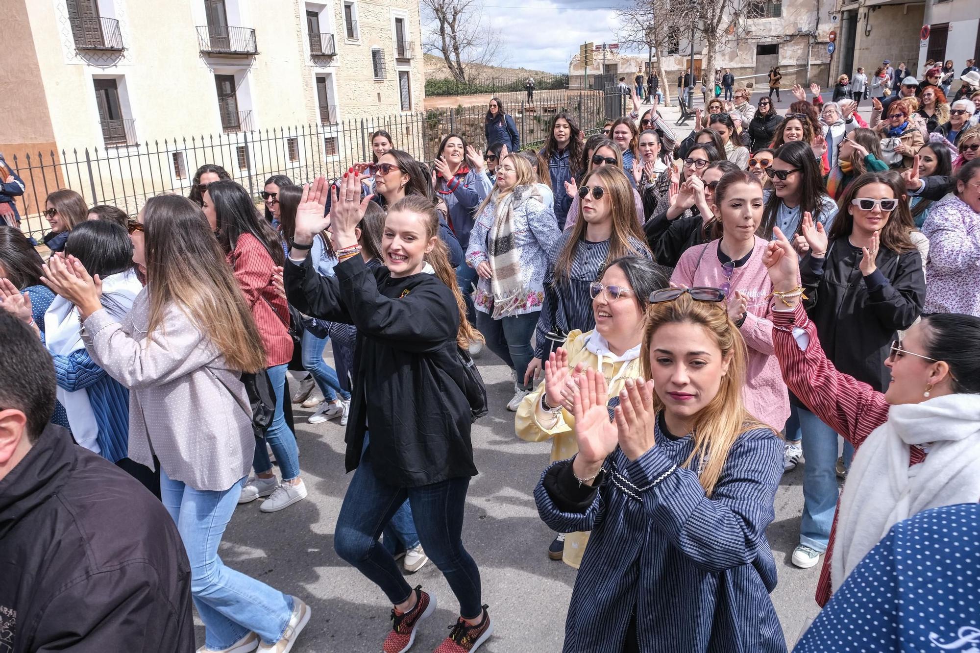 Así ha sido la visita de la comitiva de Hogueras a Caravaca de la Cruz