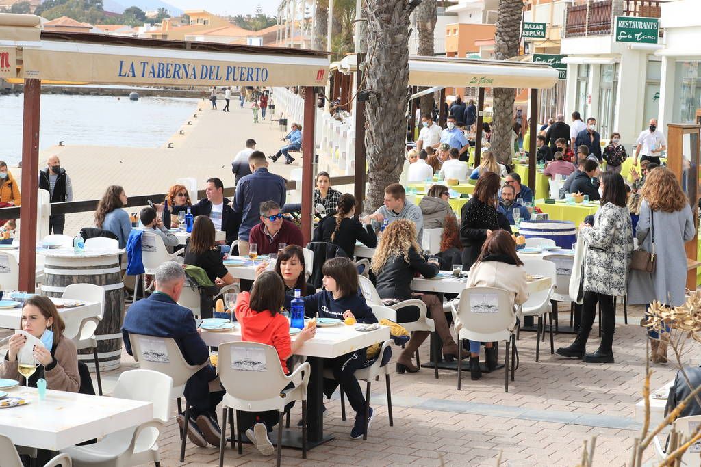 Así es el ambiente en Cartagena en el primer fin de semana con terrazas abiertas