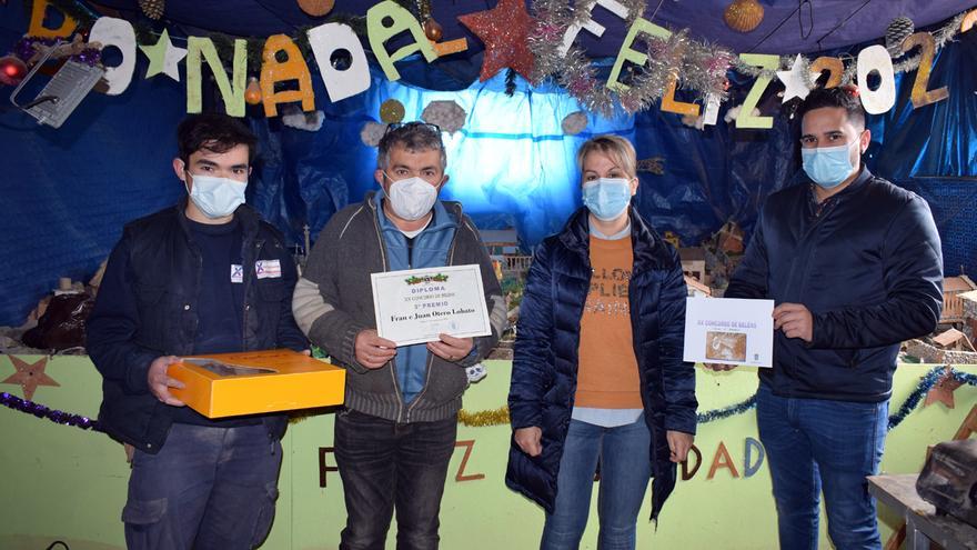 Un momento de la entrega del premio a los clasificados en tercera posición.