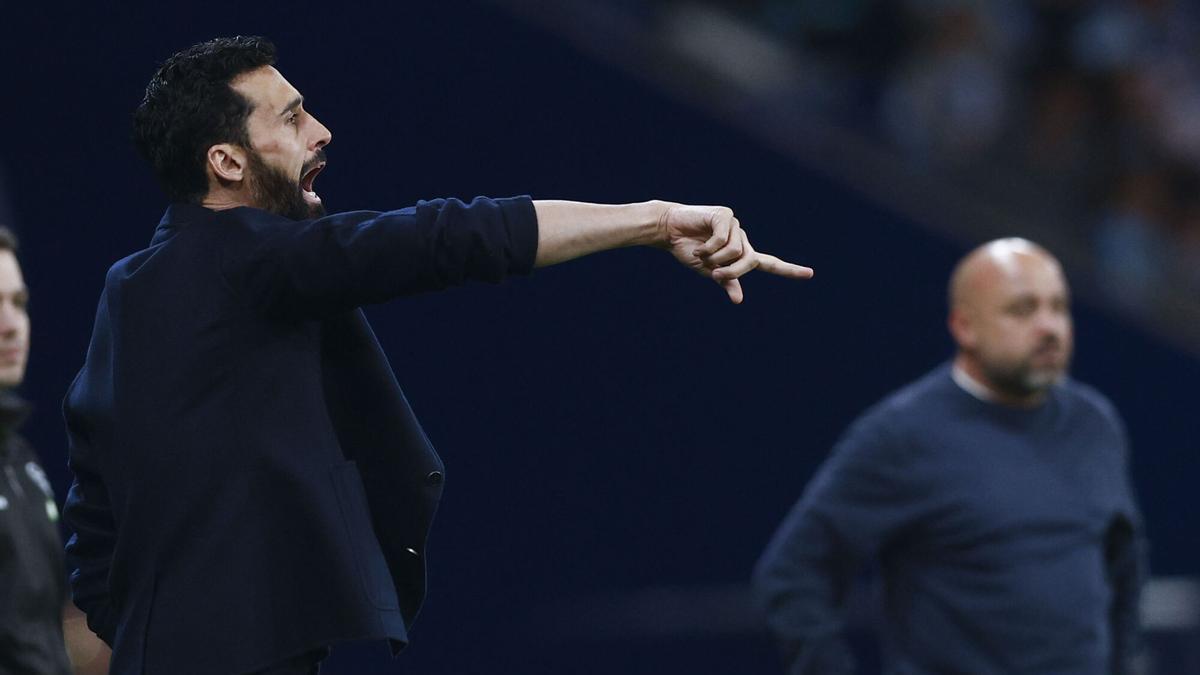 Arbeloa: "Me duele cuando todos los equipos corren más que nosotros"
