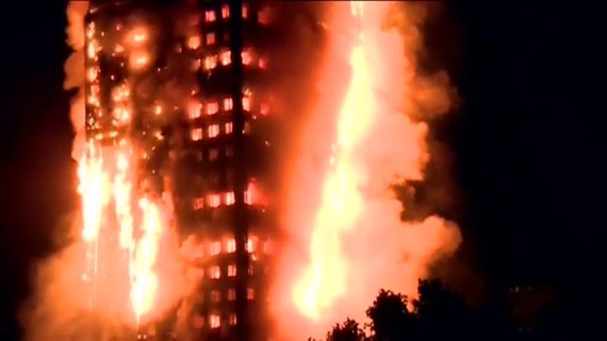 Vídeo/ El edificio en llamas