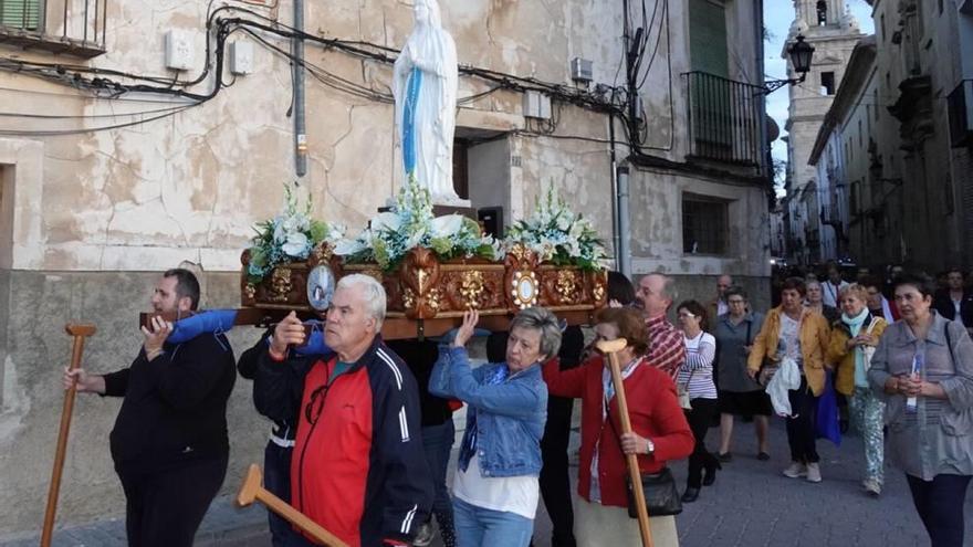 La Virgen de Lourdes recorre las calles de Caravaca