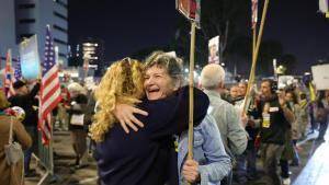 De com els amargats alimenten els seus enemics