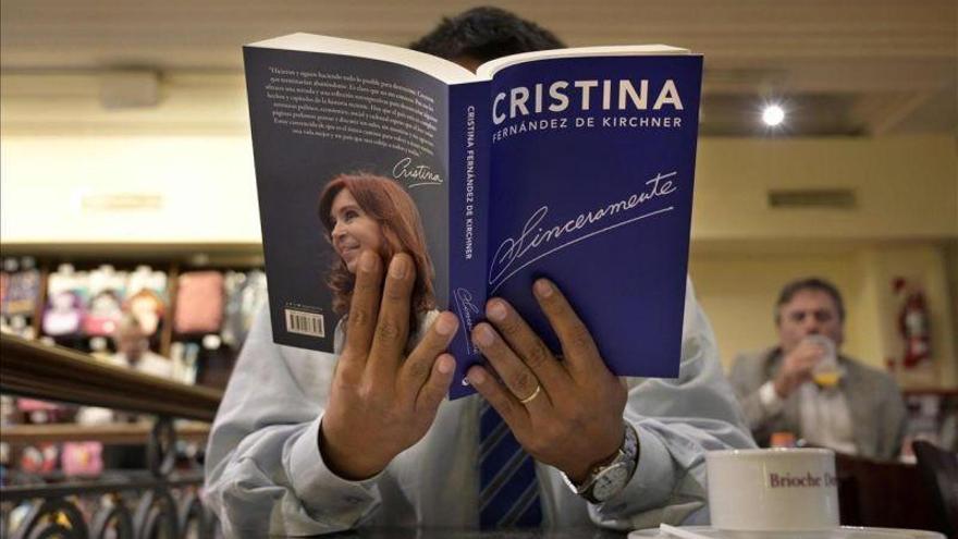 Cristina Kirchner: de demonio a éxito editorial en Argentina