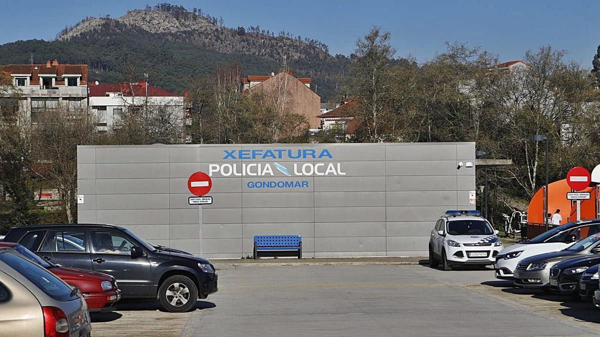 Las dependencias de la Policía Local de Gondomar, en As Cercas. |   // RICARDO GROBAS